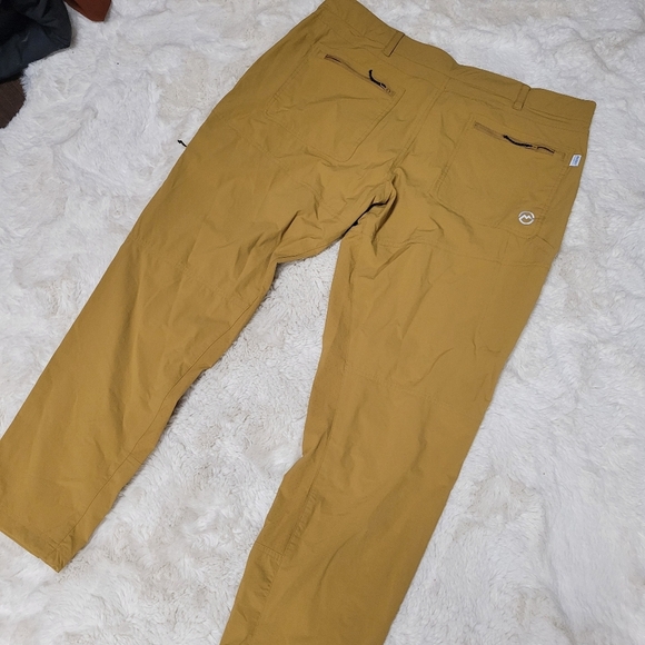 Magellan Outdoors Men's Pro Explore Trek Pants Sand Tan Size XXL 2XL - Picture 9 of 9